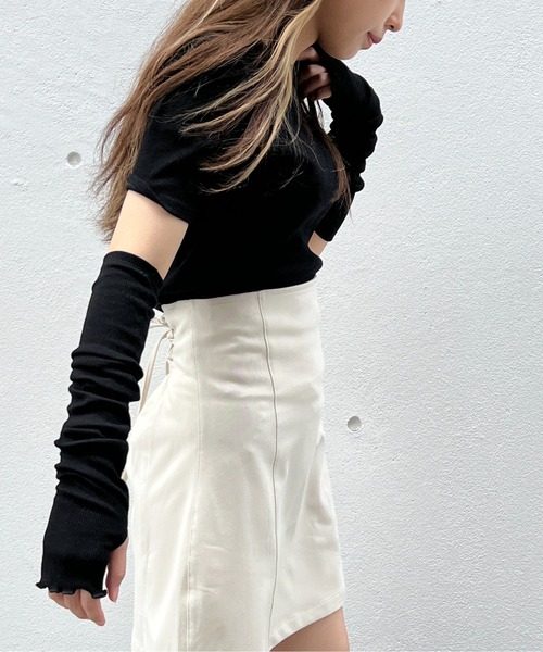 one way（ワンウェイ）の「アームウォーマー付きリブトップス（Tシャツ/カットソー・レディース・ブラック/ベージュ/ライトグリーン・FREE）」の18枚目の写真