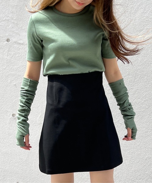 one way（ワンウェイ）の「アームウォーマー付きリブトップス（Tシャツ/カットソー・レディース・ブラック/ベージュ/ライトグリーン・FREE）」の6枚目の写真