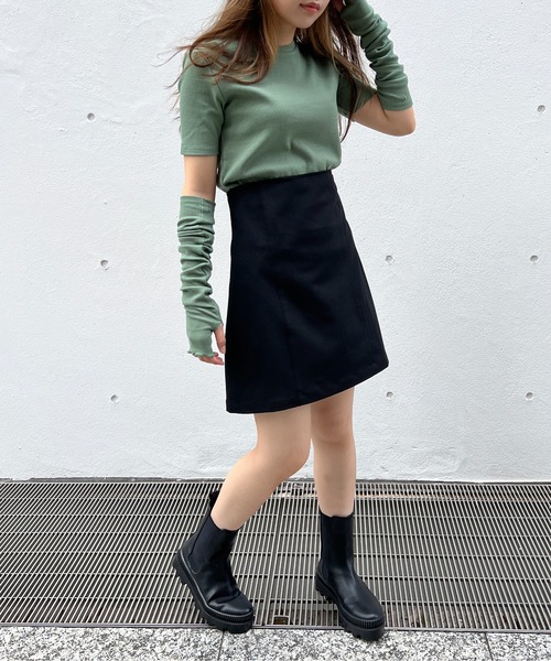 one way（ワンウェイ）の「アームウォーマー付きリブトップス（Tシャツ/カットソー・レディース・ブラック/ベージュ/ライトグリーン・FREE）」の14枚目の写真