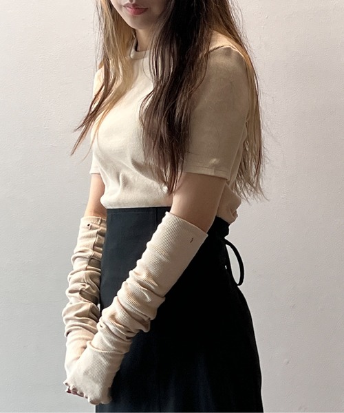 one way（ワンウェイ）の「アームウォーマー付きリブトップス（Tシャツ/カットソー・レディース・ブラック/ベージュ/ライトグリーン・FREE）」の15枚目の写真