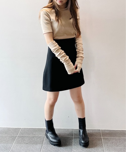 one way（ワンウェイ）の「アームウォーマー付きリブトップス（Tシャツ/カットソー・レディース・ブラック/ベージュ/ライトグリーン・FREE）」の22枚目の写真