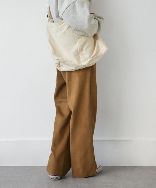 Chillfar(チルファー)の「カラーコーデュロイパンツ(その他パンツ・レディース・ブラウン/ピンク/オレンジ/ブルー/グリーン/アイボリー/グレイッシュベージュ/チャコール・FREE)」の20枚目の写真