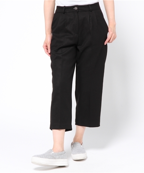 WHO'S WHO gallery（フーズフーギャラリー）の「【期間限定セール】MRウールタックワイドPT（その他パンツ・レディース・グレー/ブラック・SMALL/MEDIUM）」の2枚目の写真