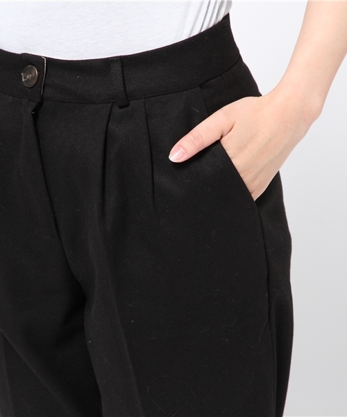 WHO'S WHO gallery（フーズフーギャラリー）の「【期間限定セール】MRウールタックワイドPT（その他パンツ・レディース・グレー/ブラック・SMALL/MEDIUM）」の8枚目の写真