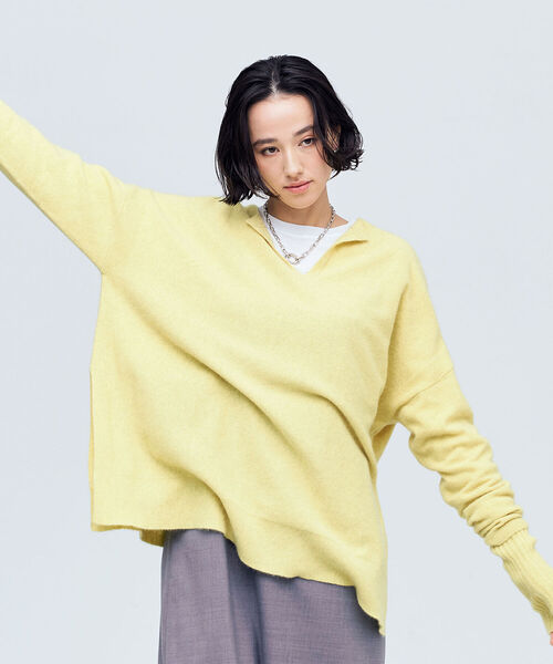 NOLLEY’S（ノーリーズ）の「《手洗い可能》ウォッシャブルヘアリーニットキーネックオーバーサイズ（ニット/セーター・レディース・ベージュ/グレー/イエロー/ベビーピンク・FREE）」の21枚目の写真