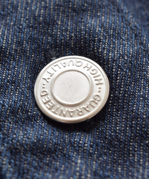 zootie（ズーティー）の「Vネック デニムオールインワン（サロペット/オーバーオール・レディース・ブラック/ライトインディゴブルー/インディゴブルー・フリー）」の5枚目の写真