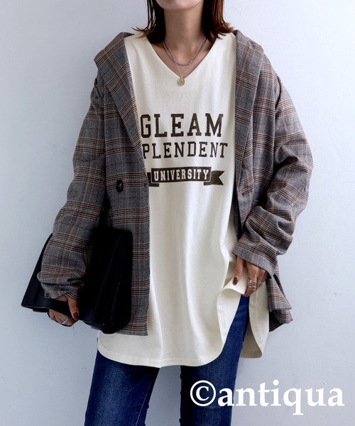 antiqua(アンティカ)の「コットン100%カレッジロゴロンT(Tシャツ/カットソー・レディース・ブルー系その他/ベージュ系その他/ブラウン系その他/アイボリー系/カーキ系/ホワイト系その他/ブラック×グレー/ピンク系その他/ネイビー系/イエロー×グレー・FREE)」の12枚目の写真