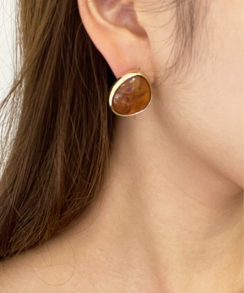 StyleSea(スタイルシー)の「マーブルストーンピアス(アソート)(ピアス(両耳用)・レディース・ブラウン/ベージュ/アイボリー/キャメル・FREE)」の5枚目の写真