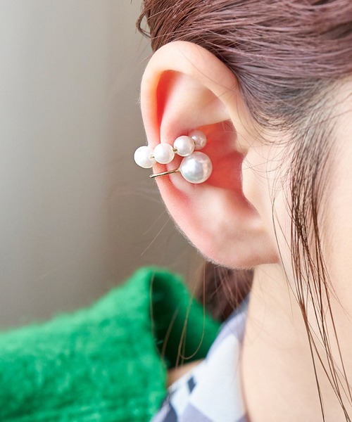 Phoebe（フィービィー）の「ディファレントサイズパールイヤリング（イヤリング・レディース・ホワイト・FREE）」の3枚目の写真