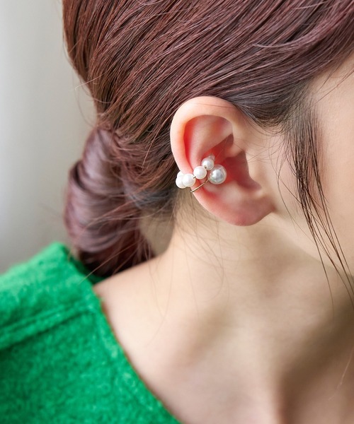 Phoebe（フィービィー）の「ディファレントサイズパールイヤリング（イヤリング・レディース・ホワイト・FREE）」の4枚目の写真