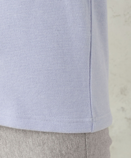 DECOY SINCE 1981（デコイシンスイチキュウハチイチ）の「【吸湿発熱】シアバター配合日本製ハイネックカットプルオーバー（Tシャツ/カットソー・レディース・サックスブルー/パープル/アイボリー/ピンク/イエロー/グリーン/マスタード・L/LL/M）」の14枚目の写真
