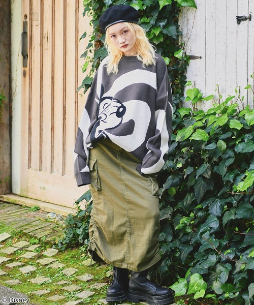 Disney（ディズニー）の「【Disney/ディズニー/ミッキーマウス】スワールアートジャガードニット（ニット/セーター・レディース・ブラック系・FREE）」の2枚目の写真