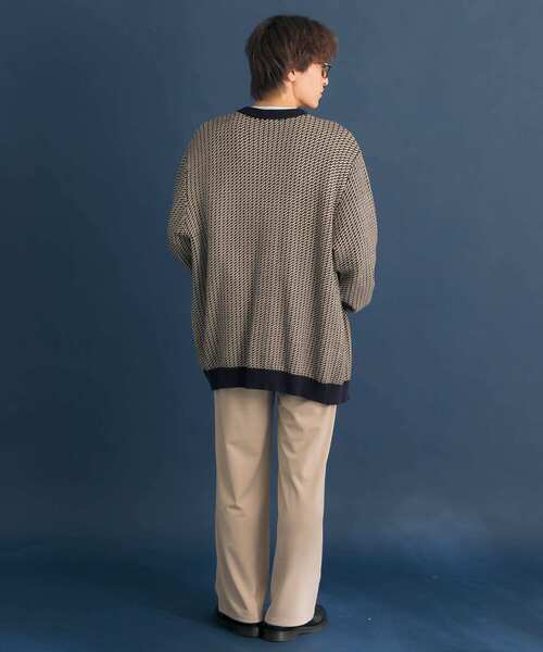 HEYUMM(ヘユム)の「キレイシルエットイージーカットパンツ(スウェットパンツ・メンズ・グリーン/ライトベージュ/ブラック・ONE)」の15枚目の写真