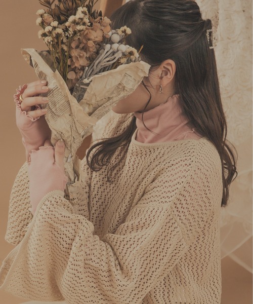 Ambre Neige（アンブルネージュ）の「指穴テレコメロートップス／【WEB/EC限定商品】（Tシャツ/カットソー・レディース・アイボリー/ピンク/ライトグリーン・FREE）」の3枚目の写真