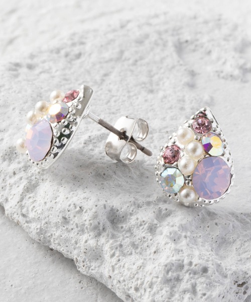 Zoule（ゾーラ）の「tears bijouピアス（ピアス（両耳用）・レディース・ピンク系その他/ブルー/シルバー/ピンク/ゴールド/クリア・FREE）」の3枚目の写真
