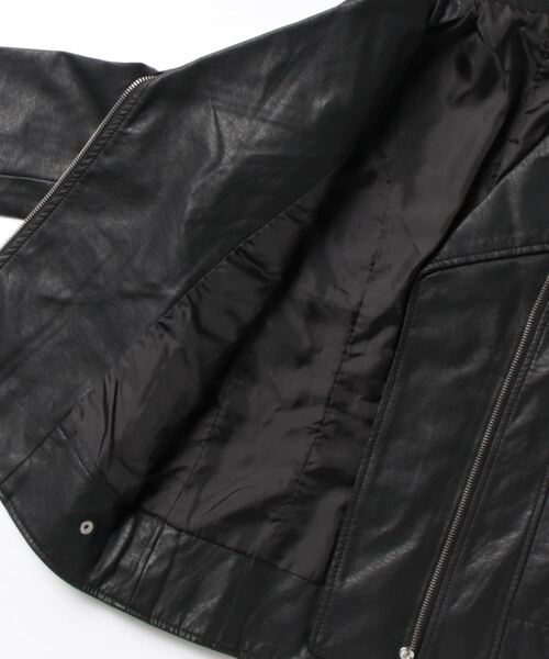 NICOLE white（ニコルホワイト）の「フェイクレザー ダブルライダースジャケット（ライダースジャケット・レディース・ブラック/アッシュグレー/ベージュ・MEDIUM/LARGE）」の5枚目の写真