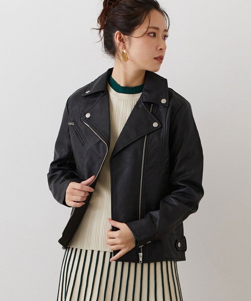 NICOLE white（ニコルホワイト）の「フェイクレザー ダブルライダースジャケット（ライダースジャケット・レディース・ブラック/アッシュグレー/ベージュ・MEDIUM/LARGE）」の2枚目の写真