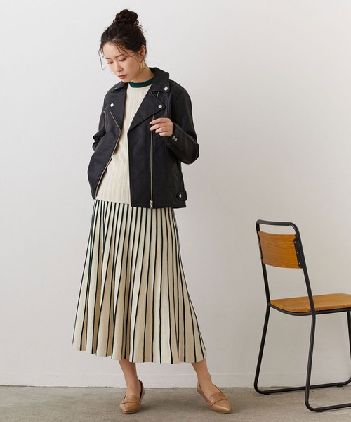 NICOLE white（ニコルホワイト）の「フェイクレザー ダブルライダースジャケット（ライダースジャケット・レディース・ブラック/アッシュグレー/ベージュ・MEDIUM/LARGE）」の7枚目の写真