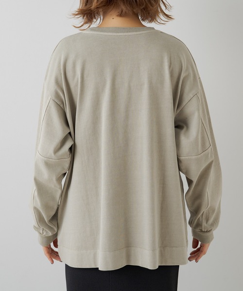 PUAL CE CIN（ピュアルセシン）の「プレーティング加工カレッジロゴプリントプルオーバー（Tシャツ/カットソー・レディース・ライトベージュ/ベージュ/グレー・FREE）」の14枚目の写真