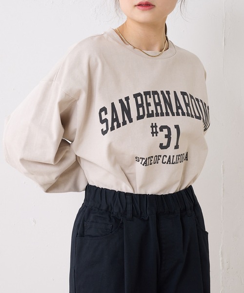 PUAL CE CIN（ピュアルセシン）の「プレーティング加工カレッジロゴプリントプルオーバー（Tシャツ/カットソー・レディース・ライトベージュ/ベージュ/グレー・FREE）」の6枚目の写真