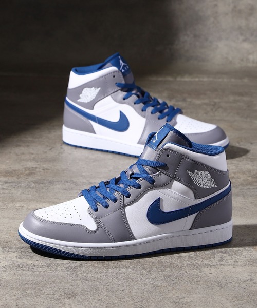 NIKE(ナイキ)の「NIKE AIR JORDAN 1 MID DQ8426-014(スニーカー・メンズ・グレー・27cm/27.5cm/28cm/26cm/26.5cm/28.5cm/29cm)」の2枚目の写真