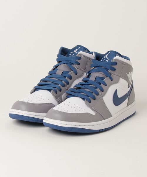NIKE(ナイキ)の「NIKE AIR JORDAN 1 MID DQ8426-014(スニーカー・メンズ・グレー・27cm/27.5cm/28cm/26cm/26.5cm/28.5cm/29cm)」の4枚目の写真