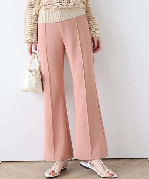 AMELY(エミリー)の「美脚フレアパンツ(その他パンツ・レディース・カーキブラウン/ピンク/ブラック/ベージュ/ブルー・M/L)」の5枚目の写真