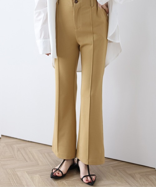 AMELY(エミリー)の「美脚フレアパンツ(その他パンツ・レディース・カーキブラウン/ピンク/ブラック/ベージュ/ブルー・M/L)」の9枚目の写真