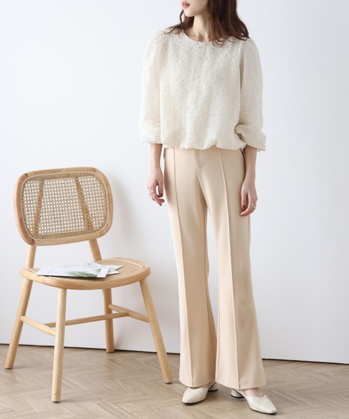 AMELY(エミリー)の「美脚フレアパンツ(その他パンツ・レディース・カーキブラウン/ピンク/ブラック/ベージュ/ブルー・M/L)」の13枚目の写真