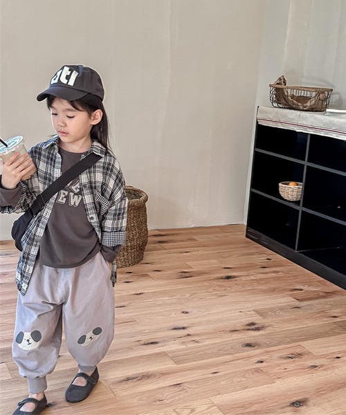 aimoha（アイモハ）の「【aimoha-KIDS-】子供服　可愛い猫ワッペンプリント裾絞りパンツ（その他パンツ・キッズ・グレー/ダークベージュ・90/100/110/120/130/80）」の16枚目の写真