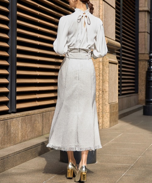 tocco closet（トッコ　クローゼット）の「ベルト付き裾フリンジマーメイドツイードスカート（スカート・レディース・ネイビー/オフホワイト・M）」の9枚目の写真