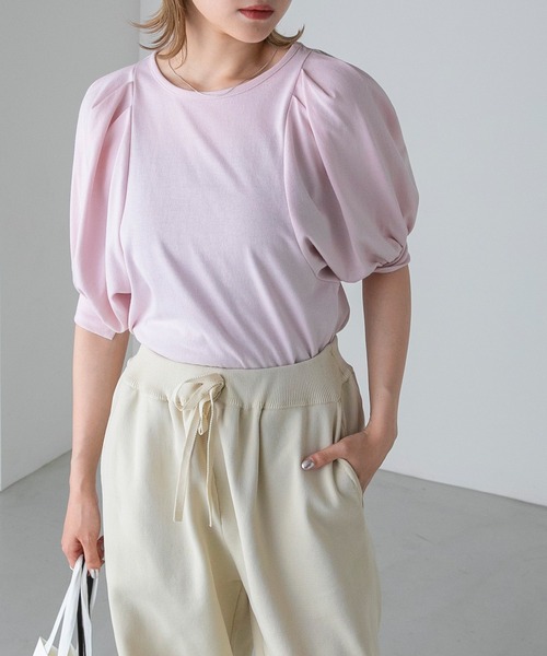 forksy.(フォルクシー)の「【forksy.】バルーンパフスリーブTシャツ(Tシャツ/カットソー・レディース・グレイッシュベージュ/ブラック/オフホワイト/ライム/ピンク・FREE)」の5枚目の写真