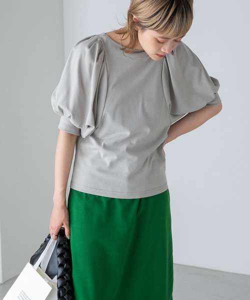 forksy.(フォルクシー)の「【forksy.】バルーンパフスリーブTシャツ(Tシャツ/カットソー・レディース・グレイッシュベージュ/ブラック/オフホワイト/ライム/ピンク・FREE)」の3枚目の写真