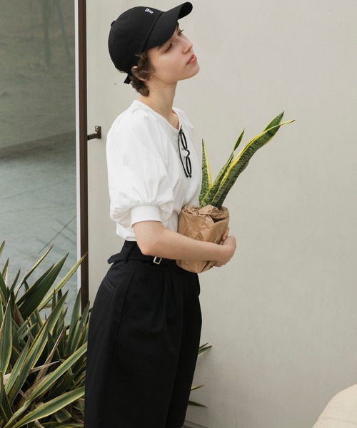 forksy.(フォルクシー)の「【forksy.】バルーンパフスリーブTシャツ(Tシャツ/カットソー・レディース・グレイッシュベージュ/ブラック/オフホワイト/ライム/ピンク・FREE)」の7枚目の写真