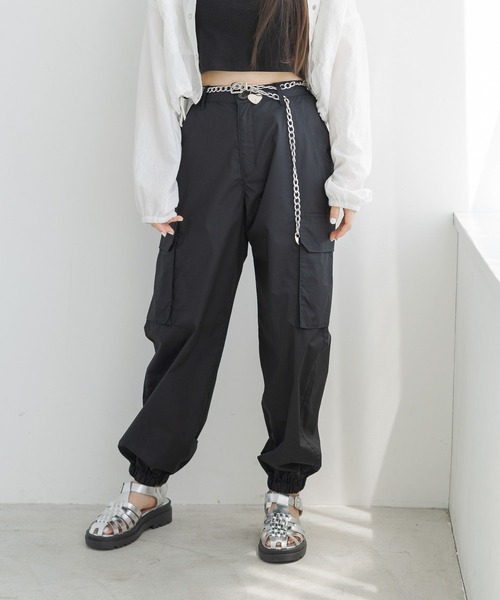 repipi armario（レピピ アルマリオ）の「エステルコットンカーゴパンツ（カーゴパンツ・キッズ・カーキ/ブラック/ホワイト・SMALL/MEDIUM/LARGE）」の3枚目の写真