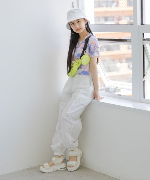 repipi armario（レピピ アルマリオ）の「エステルコットンカーゴパンツ（カーゴパンツ・キッズ・カーキ/ブラック/ホワイト・SMALL/MEDIUM/LARGE）」の13枚目の写真