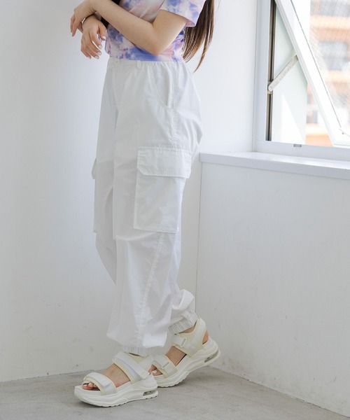 repipi armario（レピピ アルマリオ）の「エステルコットンカーゴパンツ（カーゴパンツ・キッズ・カーキ/ブラック/ホワイト・SMALL/MEDIUM/LARGE）」の10枚目の写真