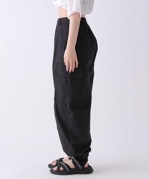 repipi armario（レピピ アルマリオ）の「エステルコットンカーゴパンツ（カーゴパンツ・キッズ・カーキ/ブラック/ホワイト・SMALL/MEDIUM/LARGE）」の11枚目の写真