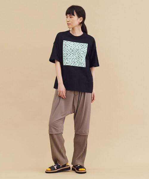 FRAPBOIS（フラボア）の「テイスフラワーT（Tシャツ/カットソー・レディース・ブラック/ホワイト・1/2）」の8枚目の写真