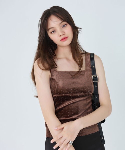 TINA:JOJUN(ティーナジョジュン)の「ベロア ノースリーブトップス TINA:JOJUN(タンクトップ・レディース・ブラック/ブラウン・M)」の18枚目の写真