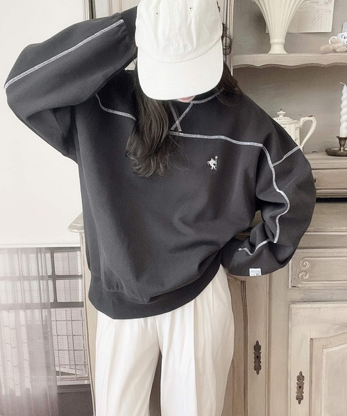 Java(ジャバ)の「《JaVaジャバ 別注》冬に大活躍!ふんわり暖か。大人の裏起毛配色ステッチロゴ オーバーサイズ スウェット(スウェット・レディース・ブルー/チャコールグレー/オフホワイト/グリーン/ベージュ/ネイビー/オートミール・LARGE/MEDIUM/SMALL/X-LARGE)」の18枚目の写真