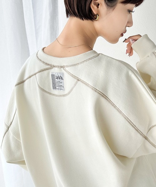 Java(ジャバ)の「《JaVaジャバ 別注》冬に大活躍!ふんわり暖か。大人の裏起毛配色ステッチロゴ オーバーサイズ スウェット(スウェット・レディース・ブルー/チャコールグレー/オフホワイト/グリーン/ベージュ/ネイビー/オートミール・LARGE/MEDIUM/SMALL/X-LARGE)」の20枚目の写真
