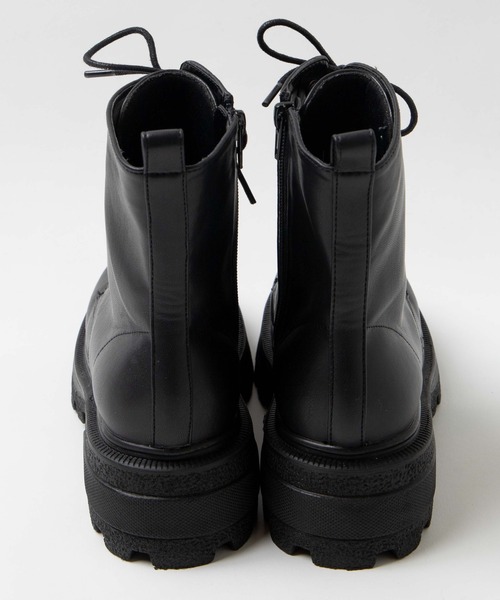 WEGO（ウィゴー）の「WEGO/レースアップショートブーツ（ブーツ・レディース・ブラック/オフホワイト/シルバー・MEDIUM/LARGE）」の7枚目の写真