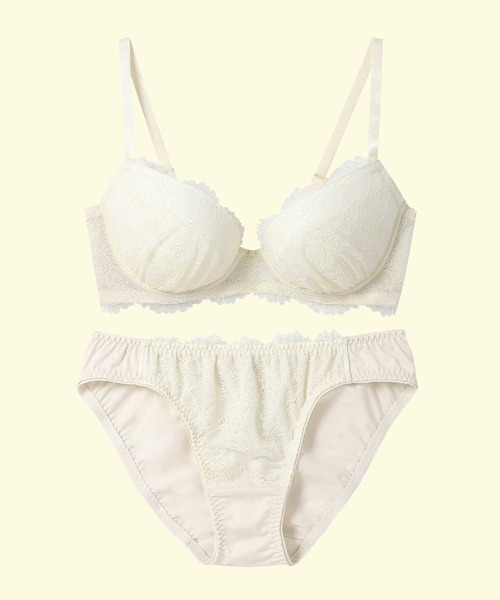 AMPHI（アンフィ）の「【まる胸メイク】A～Gカップ 推し活･推し事応援 ブラ&ショーツセット（ブラ&ショーツ・レディース・ホワイト/ブラック/ピンク/オレンジ/ブルー/レッド/クリアグリーン/クリアイエロー/ライトパープル/ベージュ/ダークカーキ/アイボリー/サックスブルー/バイオレット/ライトグリーン/ネイビー/サーモンピンク・B65/B70/B75/C65/C70/C75/D65/D70/D75/E65/E70/E75/A70/A75/F65/F70/F75/G65/G70/G75）」の3枚目の写真