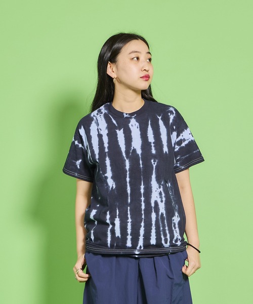 SAWINTO(ソイント)の「TIE DYE TIE DYE TEE - “PLEATS”(Tシャツ/カットソー・メンズ・ネイビー/ブラック系その他・LARGE/MEDIUM/X-LARGE)」の1枚目の写真