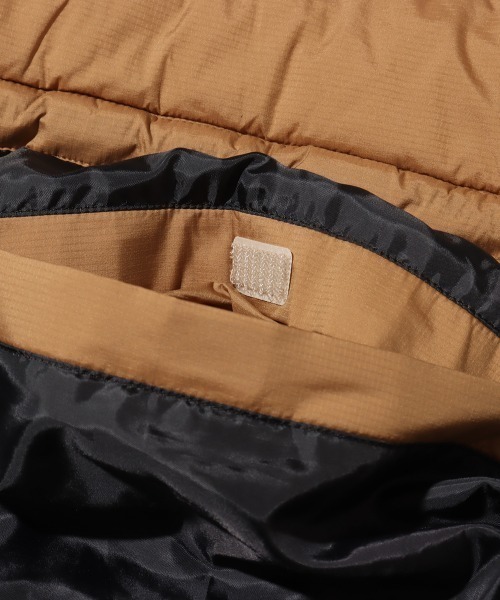 THE NORTH FACE（ザノースフェイス）の「THE NORTH FACE BABY SHELL BLANKET / ザ・ノース・フェイス ベビー シェル ブランケット（抱っこ紐/ベルトカバー/スリング・キッズ・ブラック/ブラウン/オリーブ/ブルー/カーキブラウン・FREE）」の22枚目の写真