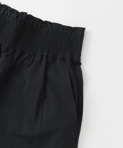 URBAN RESEARCH Sonny Label（アーバンリサーチサニーレーベル）の「ウエストシャーリングナイロンストレートパンツ（その他パンツ・レディース・ホワイト系その他/ブラック/ベージュ・FREE）」の17枚目の写真