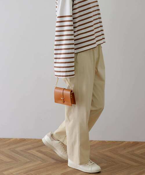 URBAN RESEARCH Sonny Label（アーバンリサーチサニーレーベル）の「ウエストシャーリングナイロンストレートパンツ（その他パンツ・レディース・ホワイト系その他/ブラック/ベージュ・FREE）」の21枚目の写真