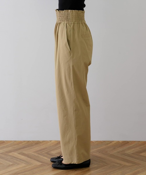 URBAN RESEARCH Sonny Label（アーバンリサーチサニーレーベル）の「ウエストシャーリングナイロンストレートパンツ（その他パンツ・レディース・ホワイト系その他/ブラック/ベージュ・FREE）」の5枚目の写真