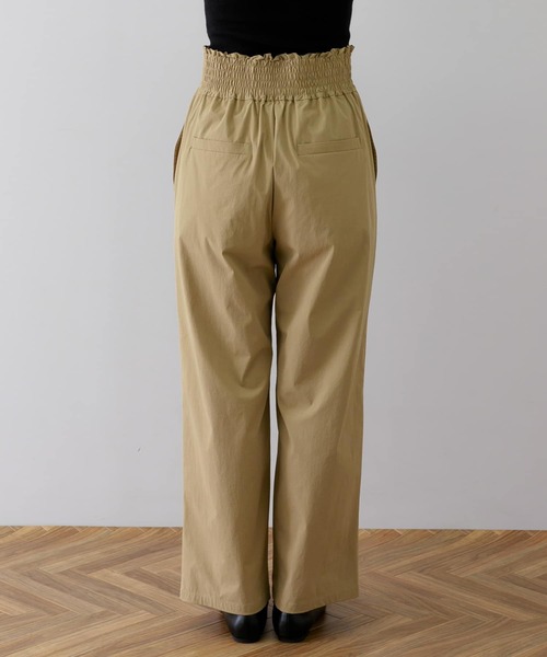 URBAN RESEARCH Sonny Label（アーバンリサーチサニーレーベル）の「ウエストシャーリングナイロンストレートパンツ（その他パンツ・レディース・ホワイト系その他/ブラック/ベージュ・FREE）」の6枚目の写真